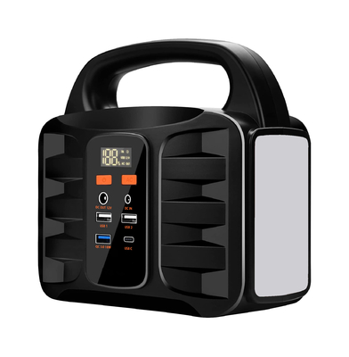 Zasilana energią słoneczną przenośna elektrownia 220 V AC Outlet 150 W 50000 mAh Zasilanie generatora